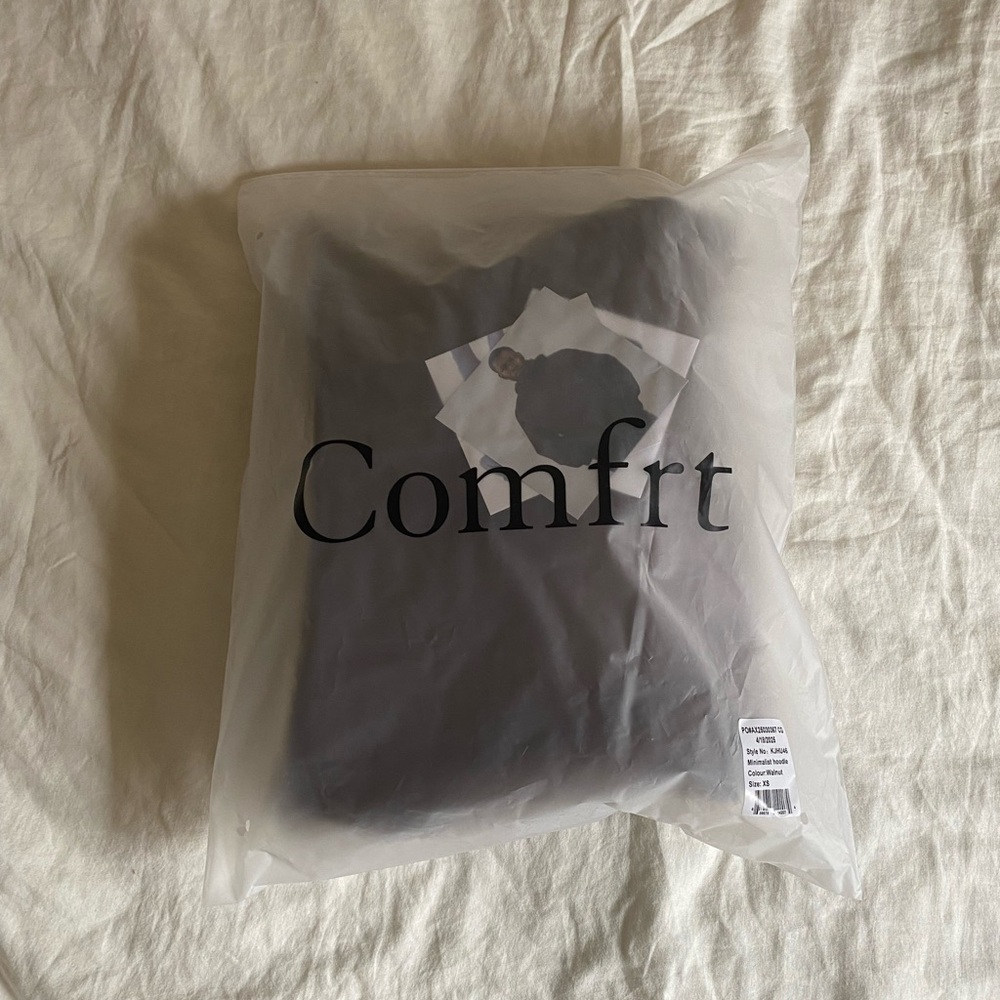 NWT Comfrt - Brown Walnut Hoodie - Picture 2 of 8